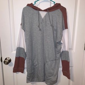 Hooded Pullover